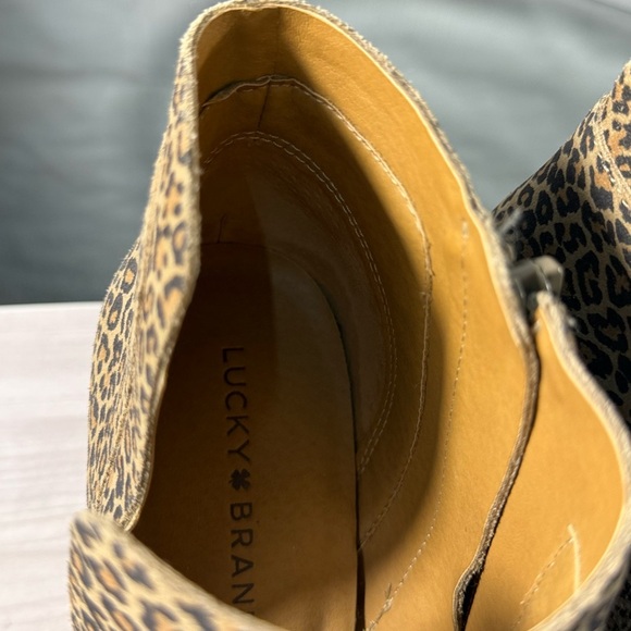 Lucky Brand Brown Tan Ankle Booties - Picture 5 of 7